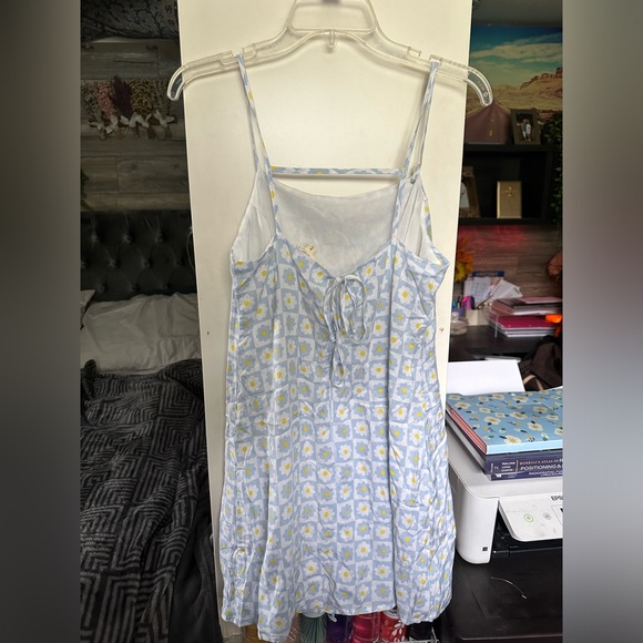 5/20. pacsun sundress - Picture 3 of 7
